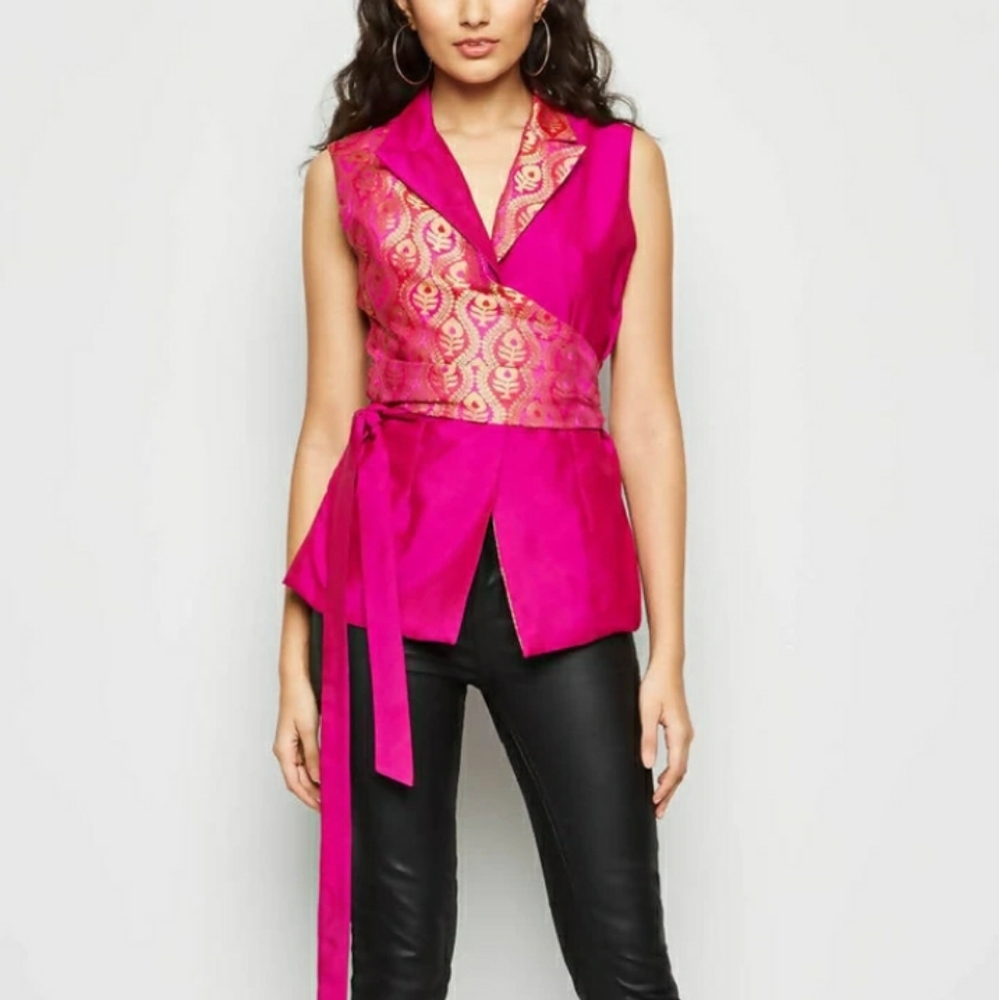Wrap and tie sleeveless blazer top - Picture 3 of 4